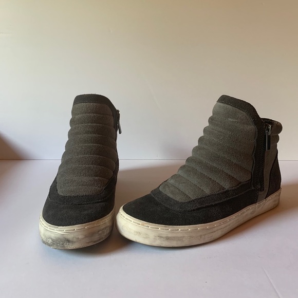 Forever 21 Futuristic  Sneaker - Picture 5 of 6